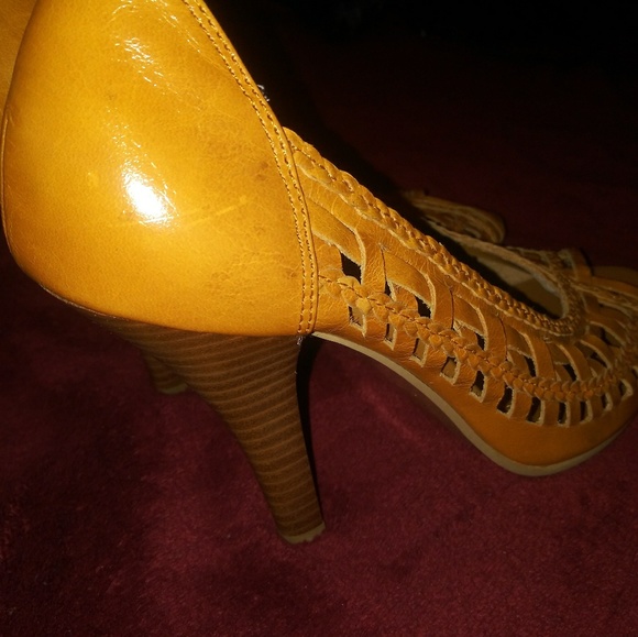 🆕Bakers | Braided Cut Out Leather Peep Toe - Picture 4 of 8